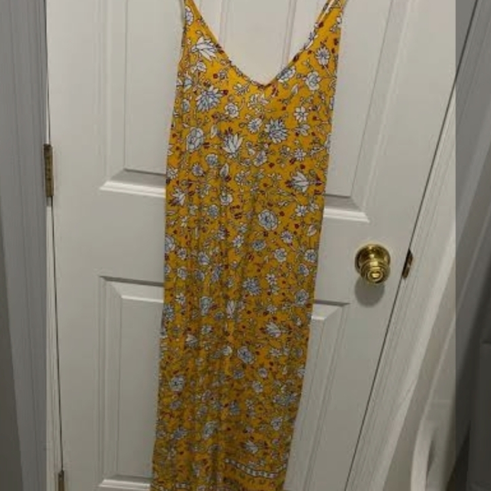 Old Navy Yellow Floral Dress - Picture 2 of 8